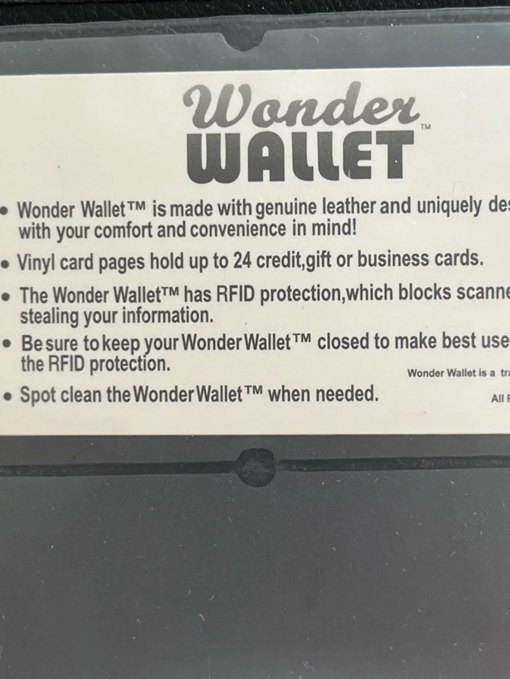 Wonder Wallet Unisex Slim RFID Blocking Leather Holds 24 Cards New In Open Box